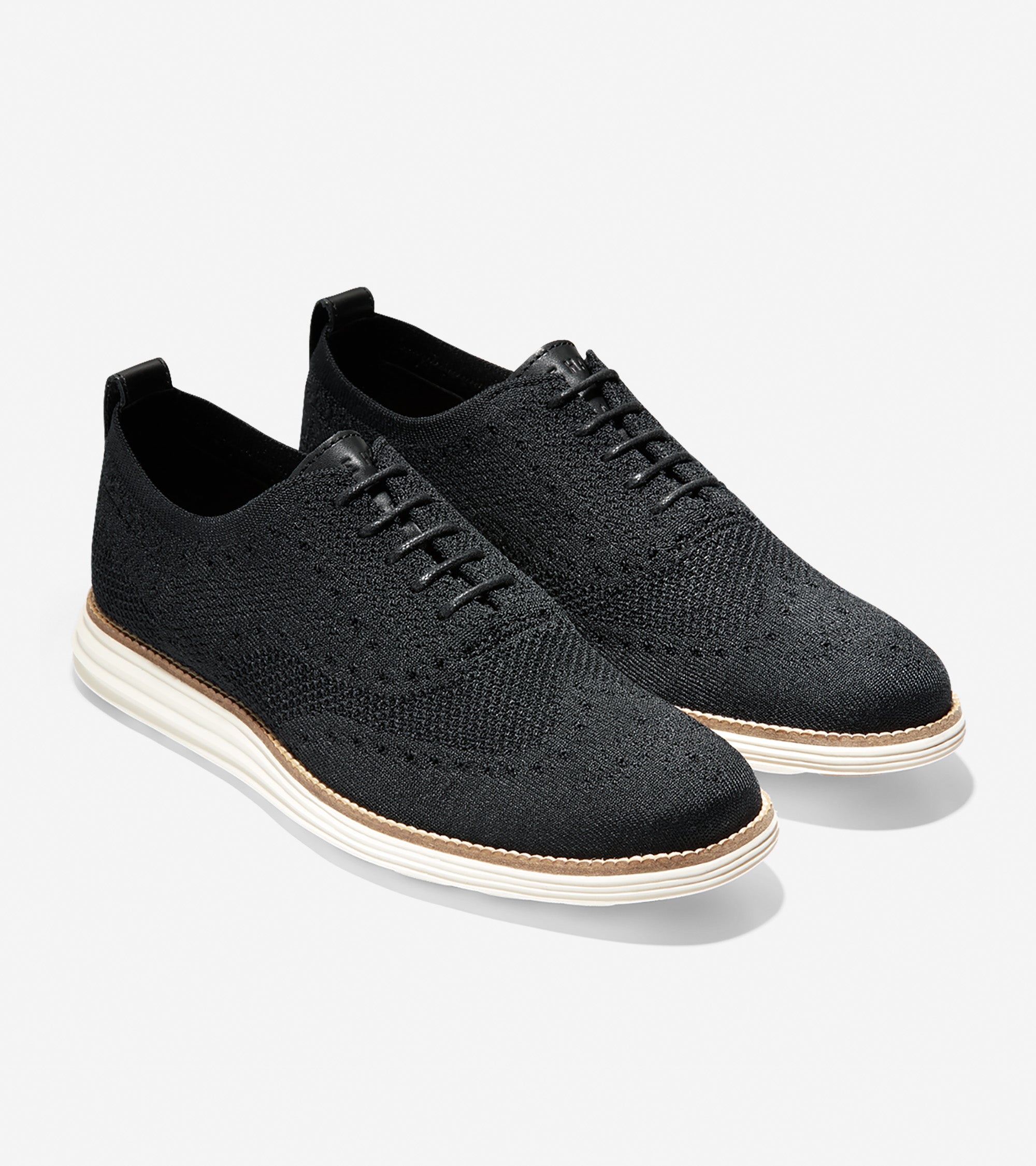 Cole Haan ØriginalGrand Wingtip Oxford C27959- Blk/Ivory